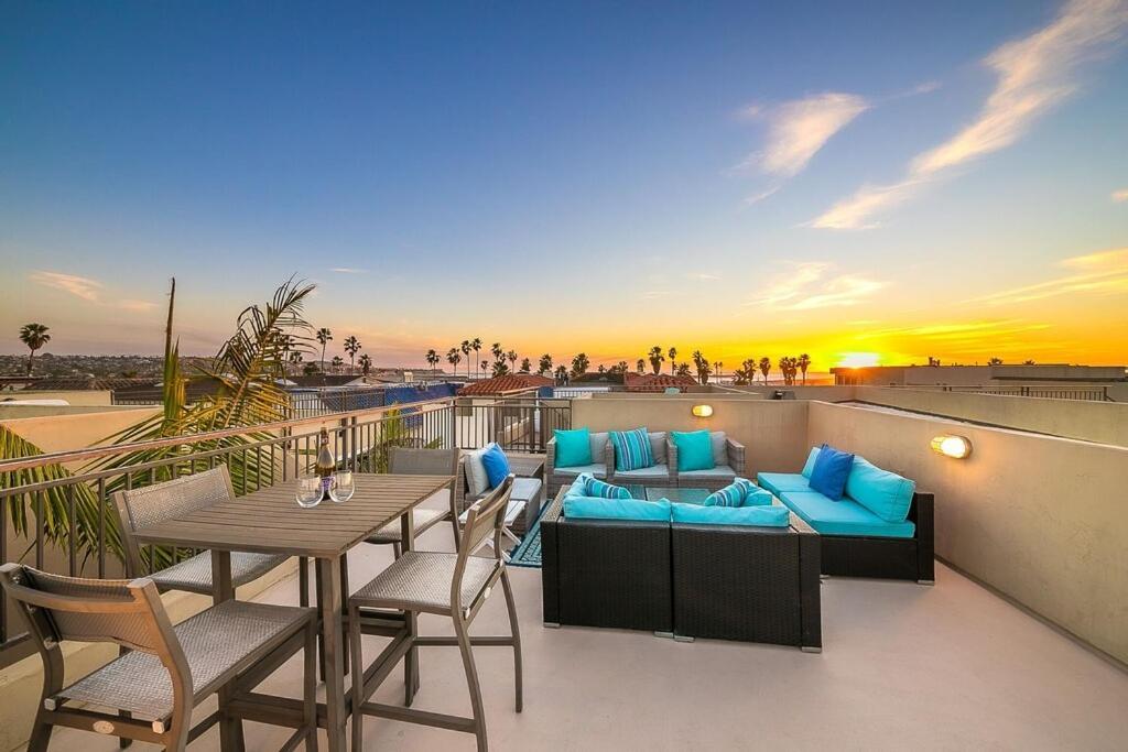 Stunning South Mission Home With Private Rooftop & Ocean Views! San Diego Exteriör bild