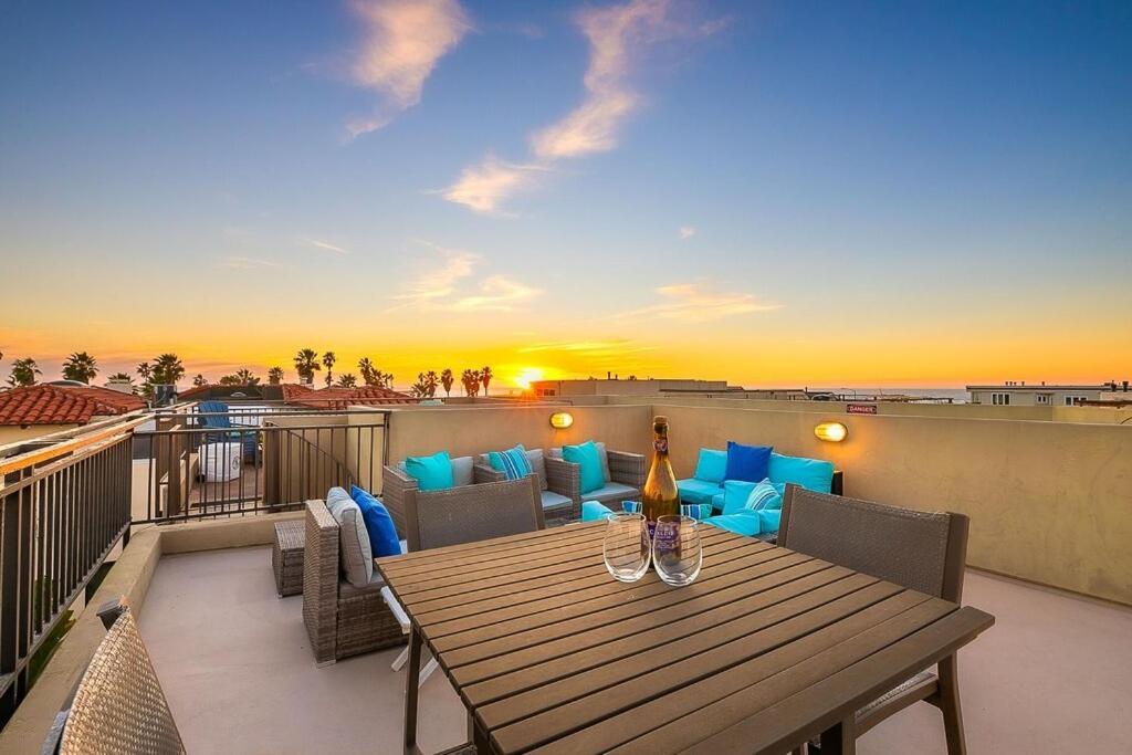 Stunning South Mission Home With Private Rooftop & Ocean Views! San Diego Exteriör bild